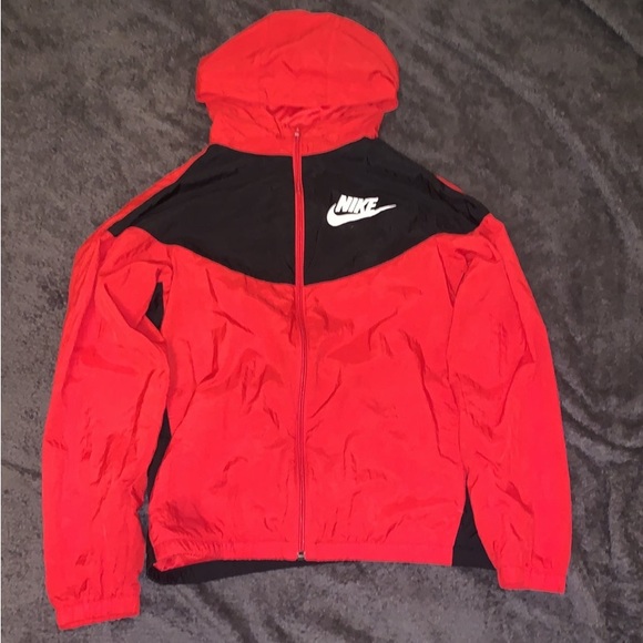Red Nike Windbreaker - Picture 1 of 2